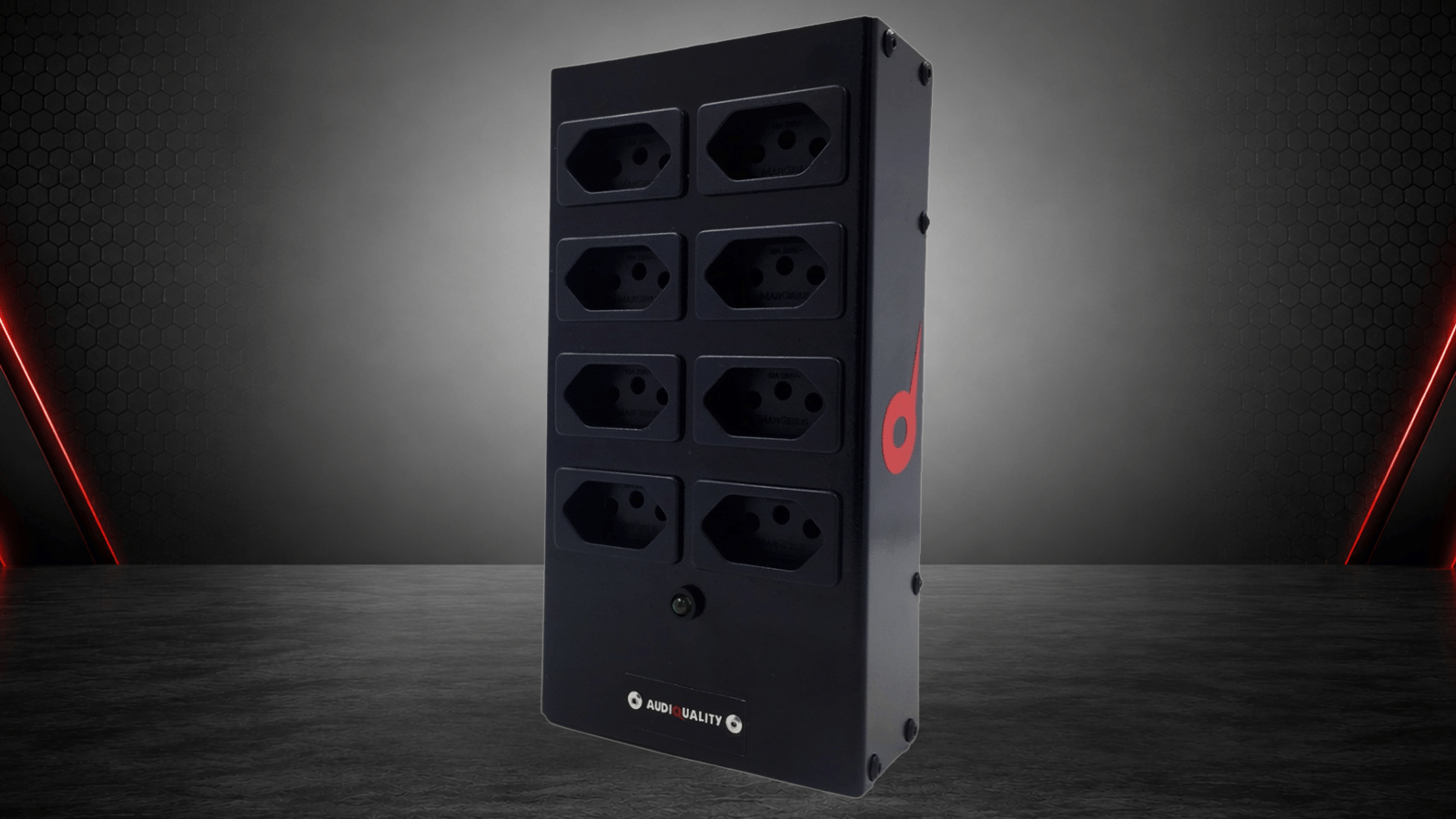 Régua R8P-BLACK AudioQuality com oito tomadas e chassi preto